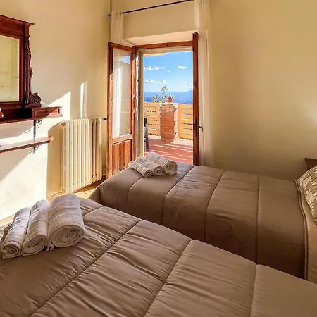 3 Bedroom Amazing In Portole * Montanare